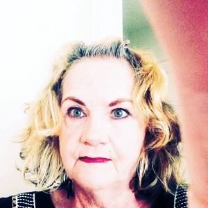 Meet your Posher, Candace